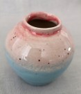 Liten vase i pasteller thumbnail