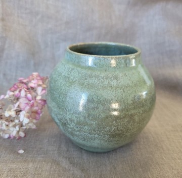Rund turkis vase