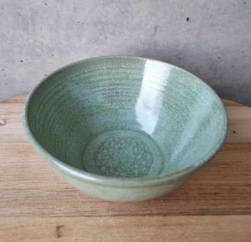 Turkis skål med blondetrykk